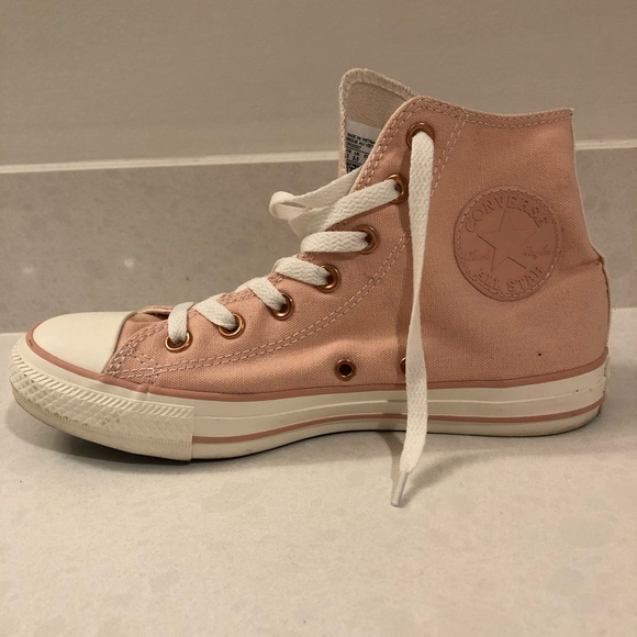 Customer Dusty Rose Converse | Poshmark